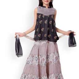 MASTARANG Girls Floral Embroidered Mandarin Collar Thread Work Kurti With Skirt & Dupatta image 4