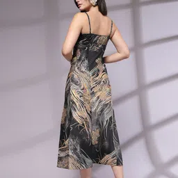 KASSUALLY Floral Print Satin Sheath Midi Dress image 4