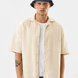 Snitch Boxy Textured Short Sleeves Pure Cotton Shirt-picture-17