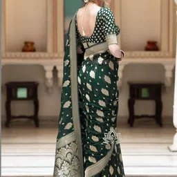 ZIKARAA Woven Design Zari Handloom Saree image 2