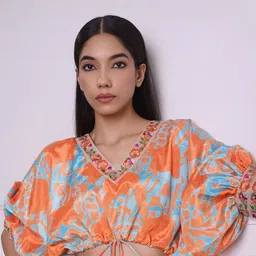 House of Kaftan Printed V-Neck Short Sleeves Lehenga & Semi-Stitched image 3