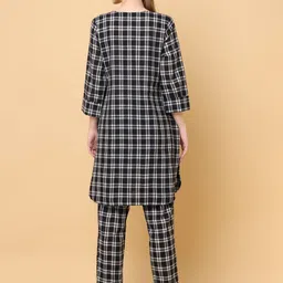 aayusika Checked Pure Cotton V-Neck Tunic With Flared Trousers Co-Ords image 3