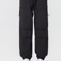 StyleCast x Revolte Men Regular Fit Mid-Rise Cargos Trousers-picture-42