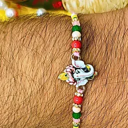 ORANGENYSHA American Diamonds Studded & Beaded Meenakari Thread Rakhi image 4