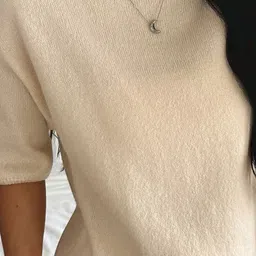 Outzidr Women Round Neck Short Sleeves Pullover Sweaters image 3