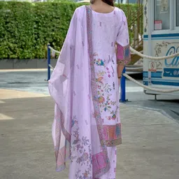 Suha Women Floral Printed Regular Linen Kurta with Trousers & With Dupatta image 4