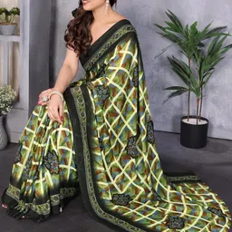 MAHALASA Geometric Printed Pure Georgette Saree image 3