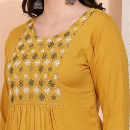 Moda Rapido Women Embroidered Pastels Kurta image 5