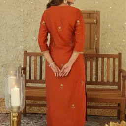 Anni Designer Women Ethnic Motifs Embroidered Regular Thread Work Kurta with Trousers image 4