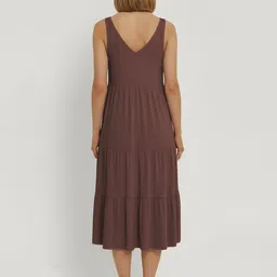 DressBerry Georgette Fit & Flare Midi Dress image 5