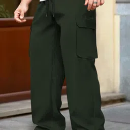 tripr Men Solid Dark Green Track Pants image 3