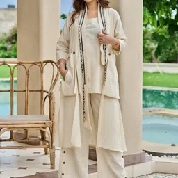 Kaftanize 3-Piece Embellished Tunic & Trousers With Shrug Co-Ords-image-11