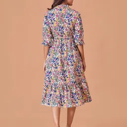 Fashfun Floral Printed Fit & Flare Midi Dress image 4
