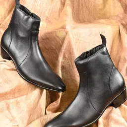 Roadster Men's Black Crocodile Texture Chelsea Boots-picture-19