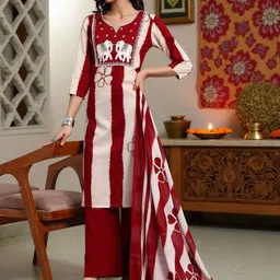 Pannkh Women Animal Embroidered Cotton Kurta with Palazzo & Dupatta-picture-31