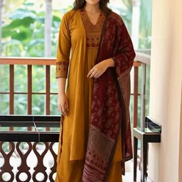 KALINI Floral Yoke Design Three-Quarter Sleeves Straight Kurta With Palazzos & Dupatta image 4