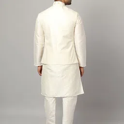 Ethluxis Mandarin Collar Straight Kurta with Churidar & Embroidered Nehru jacket image 5