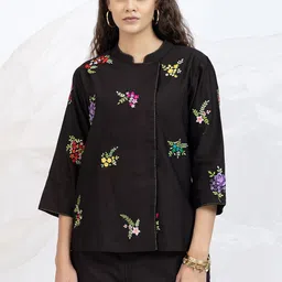 SMRITI GUPTA Women Solid Floral Embroidered Mandarin Collar Top image 3