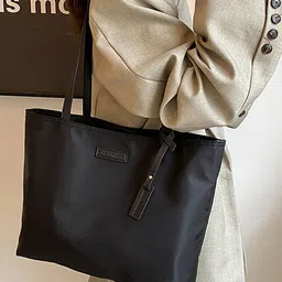 LULU & SKY Oversized Structured Shoulder Bag With Tasselled-picture-29