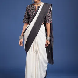 Taavi Ajrakh Printed Pure Cotton Round Neck Saree Blouse image 2