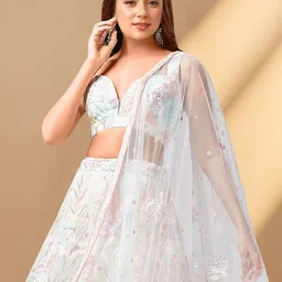 DIVASTRI Floral Embroidered Sequins Semi-Stitched Lehenga & Unstitched Blouse With Dupatta image 3