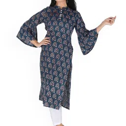 Neelokurti Women Floral Printed Flared Sleeves Thread Work Kurta-picture-10