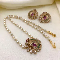 rujve jewellery Rujve JewelleryGold-Plated Stone-Studded & Beaded Jewellery Set-picture-25