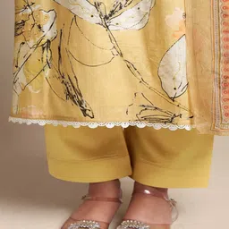 dravinam trends DRAVINAM Floral Printed Sequinned Pure Cotton Unstitched Dress Material image 4