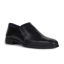 Bata Men Slip-On Sneakers image 5