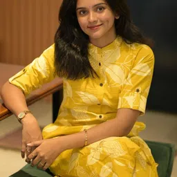 Moda Rapido Women Floral Printed Regular Kurta with Trousers image 4