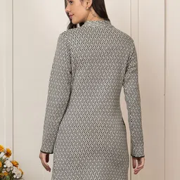 Anouk Women Cardigan image 5