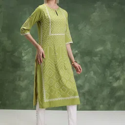 Vishudh Geometric Printed Keyhole Neck Kurta image 3