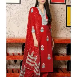 svaraa Women Floral Print Straight Kurta Set image 3