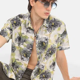 Campus Sutra Men Comfort Spread Collar Floral Printed Casual Shirt-image-89