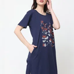 YOZZ BY Women Floral Printed T-shirt image 2