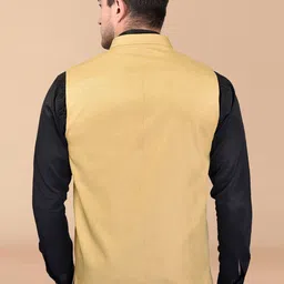 Moda Rapido Woven Nehru Jacket image 2