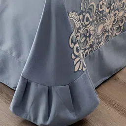 JC HOME Blue & White Ethnic Motifs Cotton King Bedsheet with 2 Pillow Covers image 3