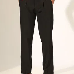 SHOWOFFFF Men Straight Fit Low-Rise Easy Wash Pleated Trousers image 3