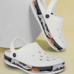 campus Men Slippers image 1