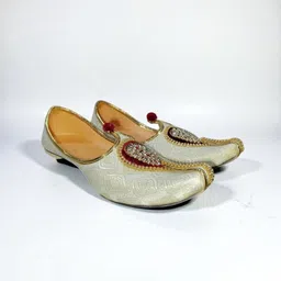 punjabboothouz Men’s Wedding Ethnic Embroidered Jutti Jutis For Men image 3