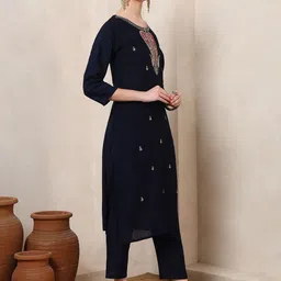 KALINI Floral Embroidered Sequinned Round Neck Straight Kurta With Trousers & Dupatta image 2