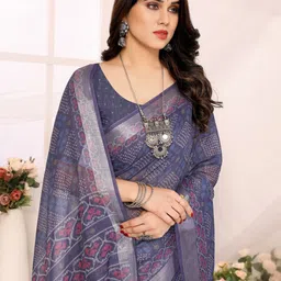 vj fashion Printed Zari Saree image 4