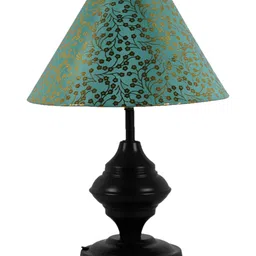 BrightDaisy Green Printed Metal Frusturical Shaped Table Lamp image 4