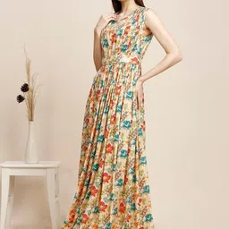 madhuram textiles Women Floral Printed Indie Florals Kurta image 5