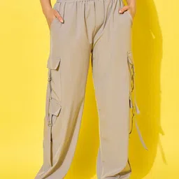 BUY NEW TREND Women Relaxed High-Rise Easy Wash Cargos Trousers-picture-28