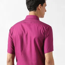 Van Heusen Men Solid Spread Collar Pure Cotton Formal Shirt image 5