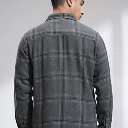 HIGHLANDER Men Spread Collar Checked Casual Shirt image 5