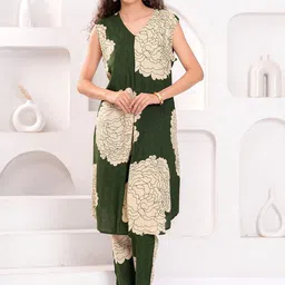 KALINI Printed Tunic With Trousers Co-Ords-picture-19