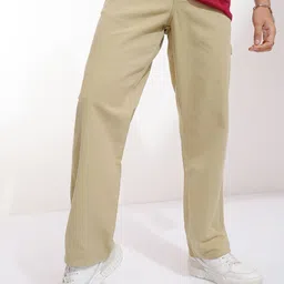 HIGHLANDER Men Straight Fit Easy Wash Cargos Trousers-picture-44