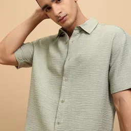HIGHLANDER Men Horizontal Stripes Opaque Striped Casual Shirt image 1